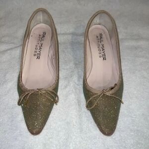 Paul Mayer Attitudes Womens Gold Sparkle Gold Kitten Heel Pumps Shoes Size 9.5